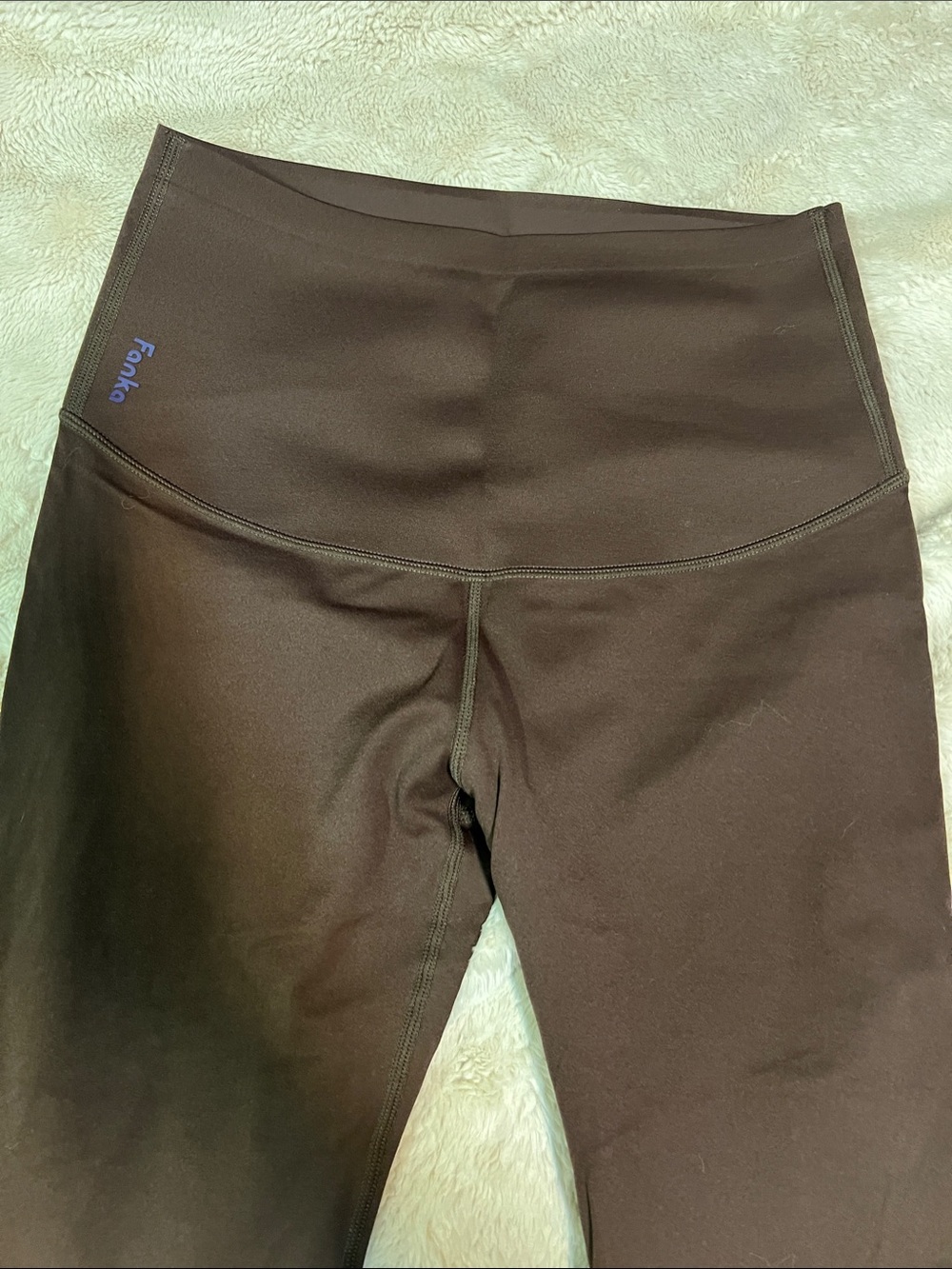 High-Rise Brown Active Leggings with Subtle Logo